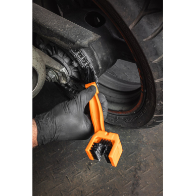 Nailoninis grandinės valymo šepetėlis 3 Nailoninis grandinės valymo šepetėlis 3