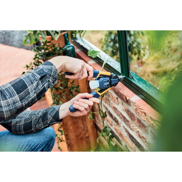 Nerūdijančio plieno kniedės 3,2x8mm 50vnt + Drill C, Rapid 5 Nerūdijančio plieno kniedės 3,2x8mm 50vnt + Drill C, Rapid 5