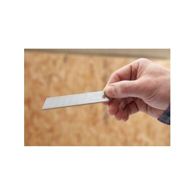 Nulaužiamos geležtės peiliui STANLEY , 18 mm, 5 vnt. 0-11-718 6 Nulaužiamos geležtės peiliui STANLEY , 18 mm, 5 vnt. 0-11-718 6