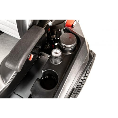 Nulinio apsisukimo traktoriukas Cedrus C-TRAC-Z132, 132 cm, 18 kW 6 Nulinio apsisukimo traktoriukas Cedrus C-TRAC-Z132, 132 cm, 18 kW 6