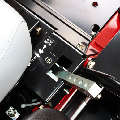 Nulinio apsisukimo traktoriukas RIDER - WYRZ-50XL, 127c, 16kW 1 Nulinio apsisukimo traktoriukas RIDER - WYRZ-50XL, 127c, 16kW 1