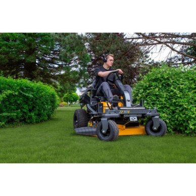 Nulinio apsisukimo vejos traktoriukas Cub Cadet ZTS2 117 4