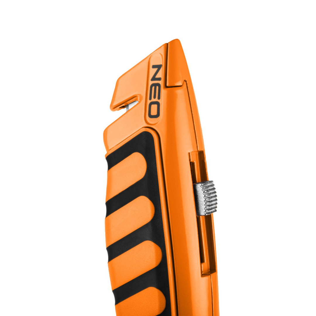 Peilis su trapecijos ašmenimis, metalinis korpusas plieninis 4 Peilis su trapecijos ašmenimis, metalinis korpusas plieninis 4