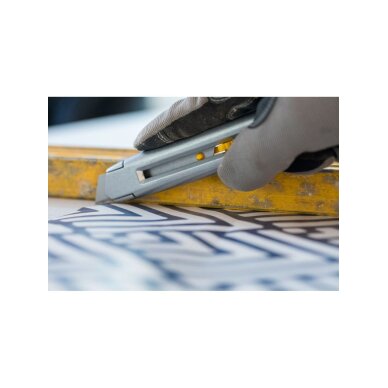 Peilis laužoma gel.18mm Interlock 2 Peilis laužoma gel.18mm Interlock 2