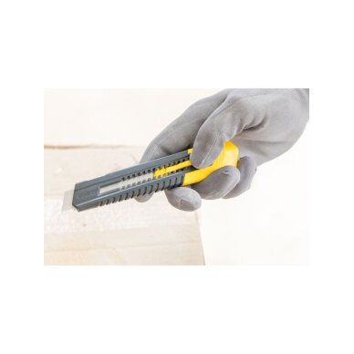 Peilis ruletėtams 18mm 1 Peilis ruletėtams 18mm 1