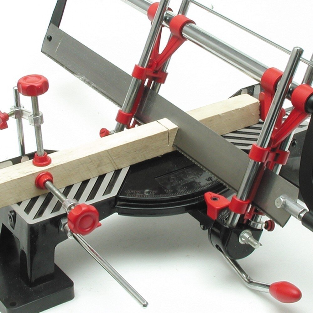 Pjūklas kampinis medžiui Vorel 29050, 550mm - dviejų plokštumų 1 Pjūklas kampinis medžiui Vorel 29050, 550mm - dviejų plokštumų 1