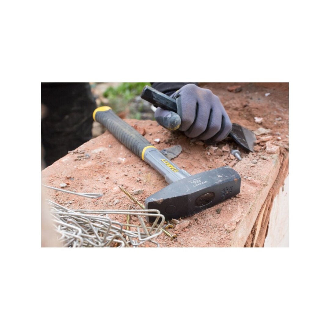 Plaktukas STANLEY, 800 g stiklo pluošto 1