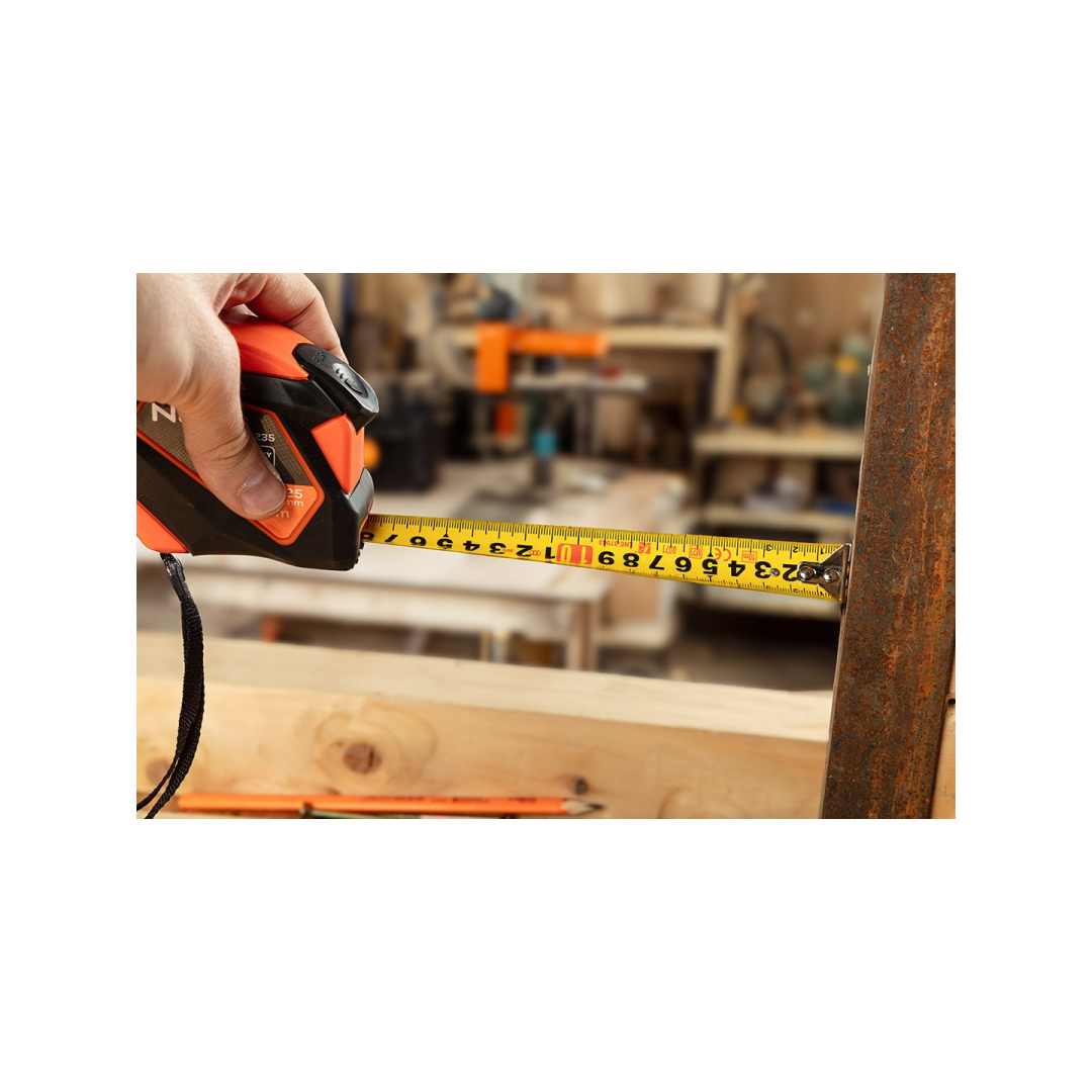 Plieninė ruletė 10 m x 25 mm, automatinis užraktas, stabdymo mygtukas, magnetas 4 Plieninė ruletė 10 m x 25 mm, automatinis užraktas, stabdymo mygtukas, magnetas 4