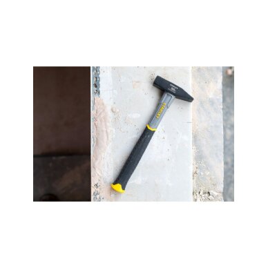 Plaktukas STANLEY, 300 g stiklo pluošto 3 Plaktukas STANLEY, 300 g stiklo pluošto 3