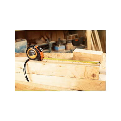 Plieninė ruletė 10 m x 25 mm, automatinis užraktas, du stabdymo mygtukai 4 Plieninė ruletė 10 m x 25 mm, automatinis užraktas, du stabdymo mygtukai 4