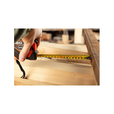 Plieninė ruletė 10 m x 25 mm, automatinis užraktas, stabdymo mygtukas, magnetas 3 Plieninė ruletė 10 m x 25 mm, automatinis užraktas, stabdymo mygtukas, magnetas 3