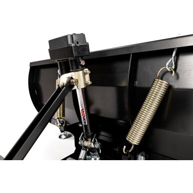 Sniego peilis traktoriukams SIMPLICITY su elektriniu cilindru 2 Sniego peilis traktoriukams SIMPLICITY su elektriniu cilindru 2