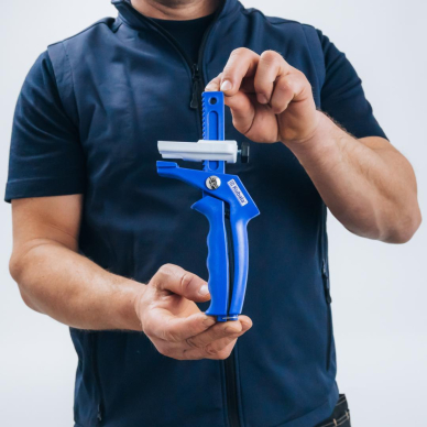 Plytelių lyginimo sistemos užspaudimo replės KUBALA 1 Plytelių lyginimo sistemos užspaudimo replės KUBALA 1