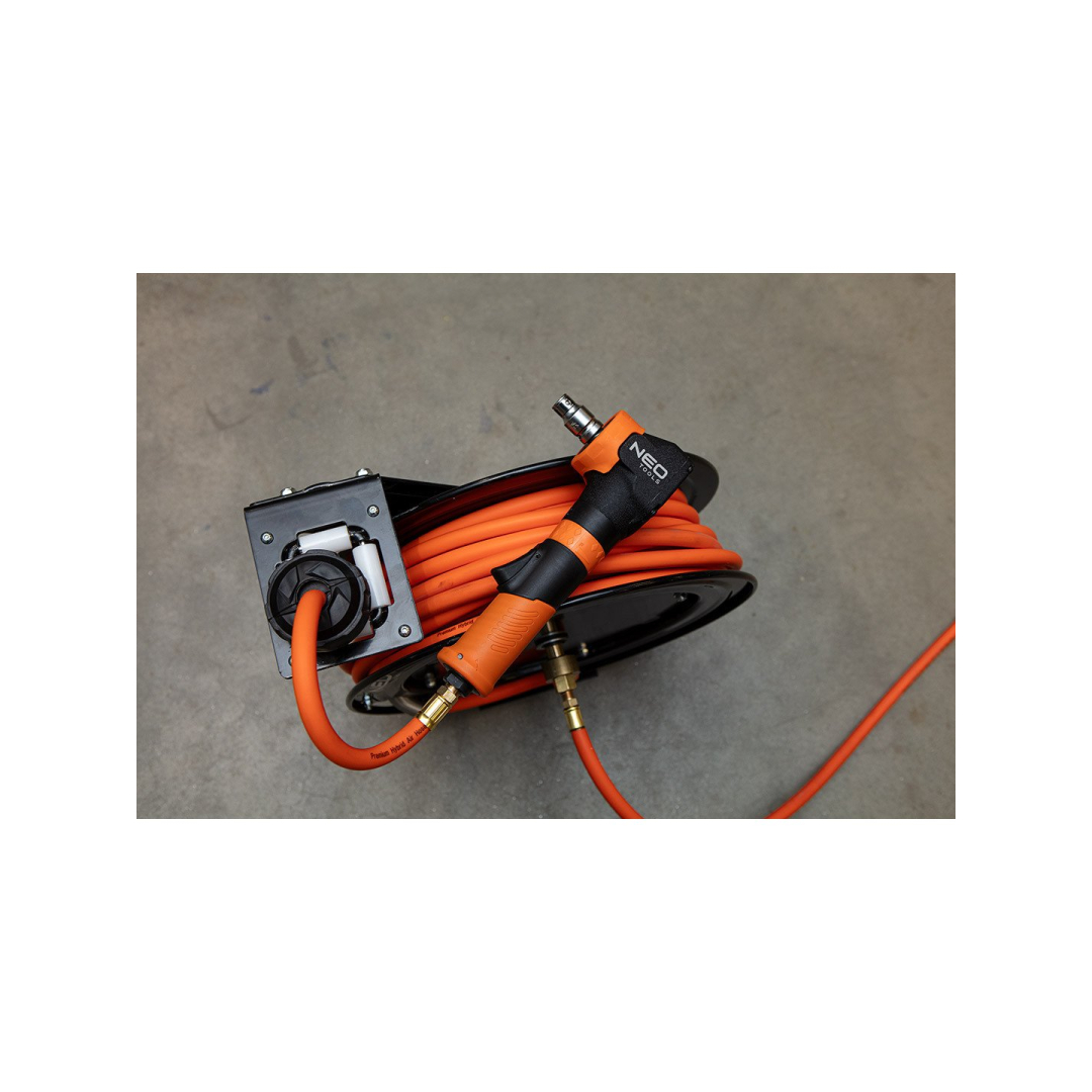 Pneumatinė ritė NEO, metalinė, atvira, 9,5 mm x 15 m HEAVY DUTY 6 Pneumatinė ritė NEO, metalinė, atvira, 9,5 mm x 15 m HEAVY DUTY 6