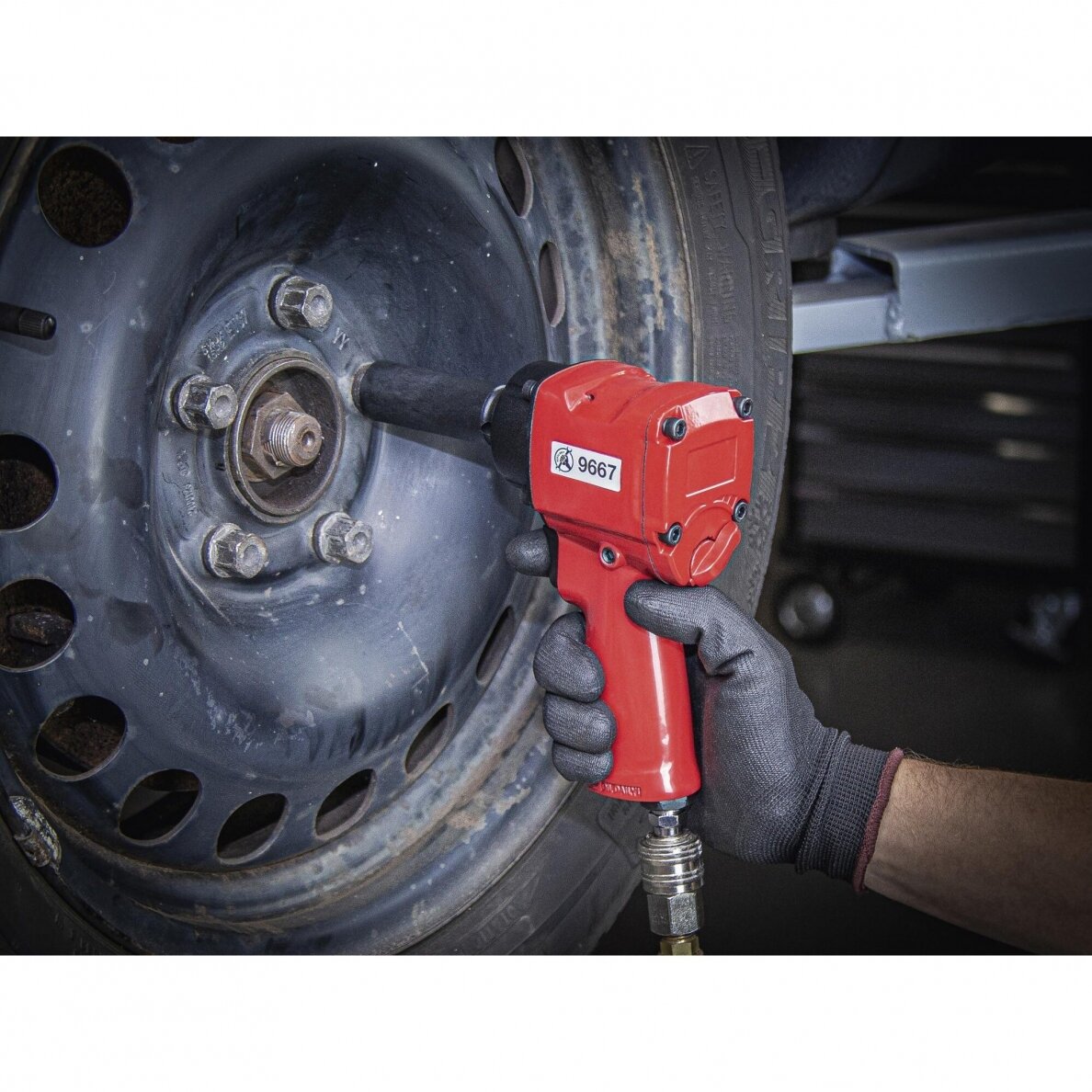 Pneumatinis smūginis veržliasukis Kraftmann 1/2", 630Nm 3 Pneumatinis smūginis veržliasukis Kraftmann 1/2", 630Nm 3