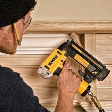 Pneumatinis viniakalis DeWalt DPN1850PP-XJ 1 Pneumatinis viniakalis DeWalt DPN1850PP-XJ 1