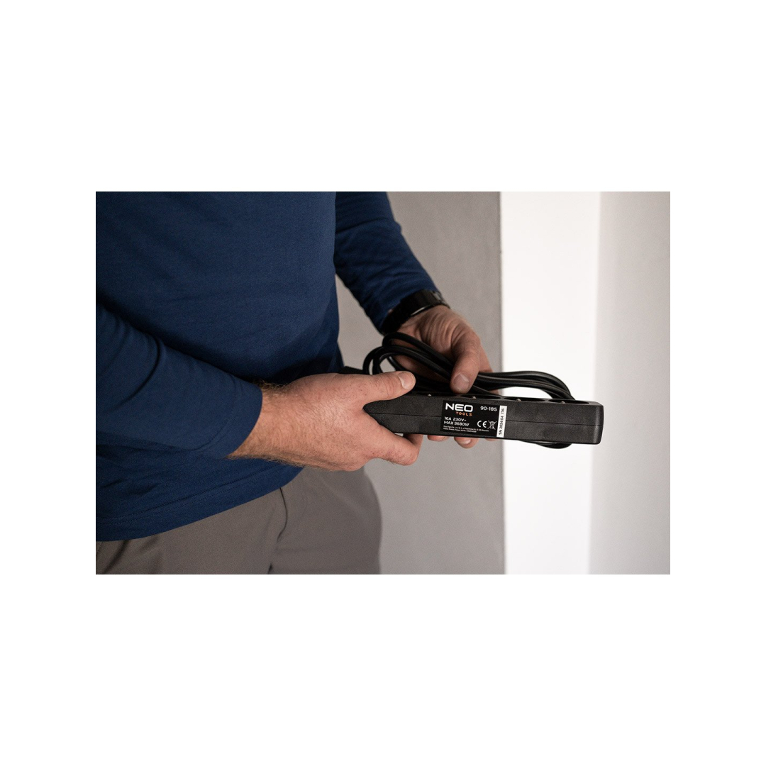 Prailginamasis laidas 3m, 3x1,5mm2, 4G, juodas, ON/OFF 1