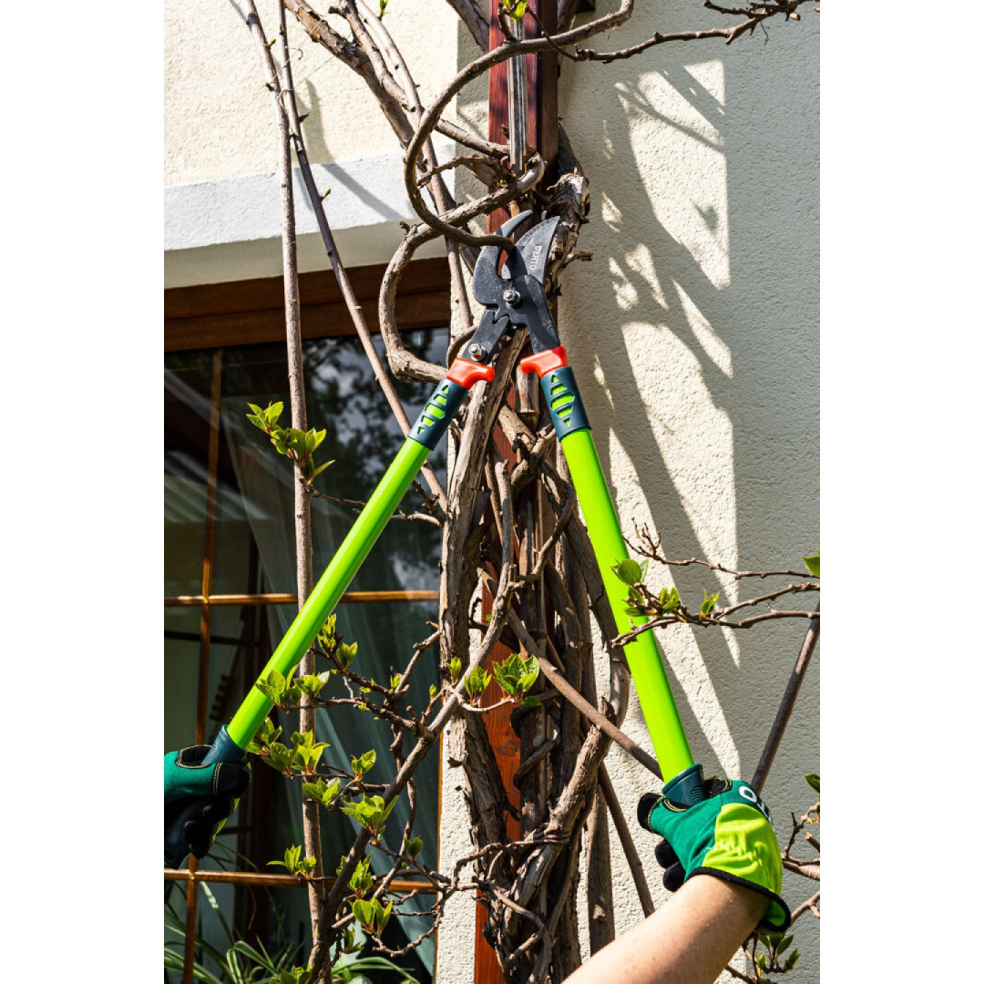 Pruning shears 700 mm, cutting diameter 30 mm 7 Pruning shears 700 mm, cutting diameter 30 mm 7