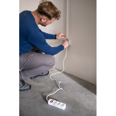 Prailginamasis laidas 5m, 3x1,5mm2, 5G, balta, ON/OFF 3 Prailginamasis laidas 5m, 3x1,5mm2, 5G, balta, ON/OFF 3