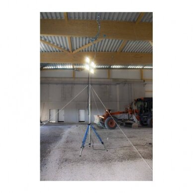 Profesionalus trikojis stovas AS-SCHWABE 1,4 - 4,0m 1 Profesionalus trikojis stovas AS-SCHWABE 1,4 - 4,0m 1