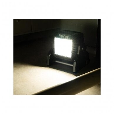 Prožektorius Makita ML003G (18V/14,4/40V) 4 Prožektorius Makita ML003G (18V/14,4/40V) 4
