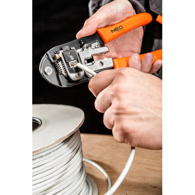 Replės telefonų antgaliams užspausti su 3 galvutėm 6 Replės telefonų antgaliams užspausti su 3 galvutėm 6