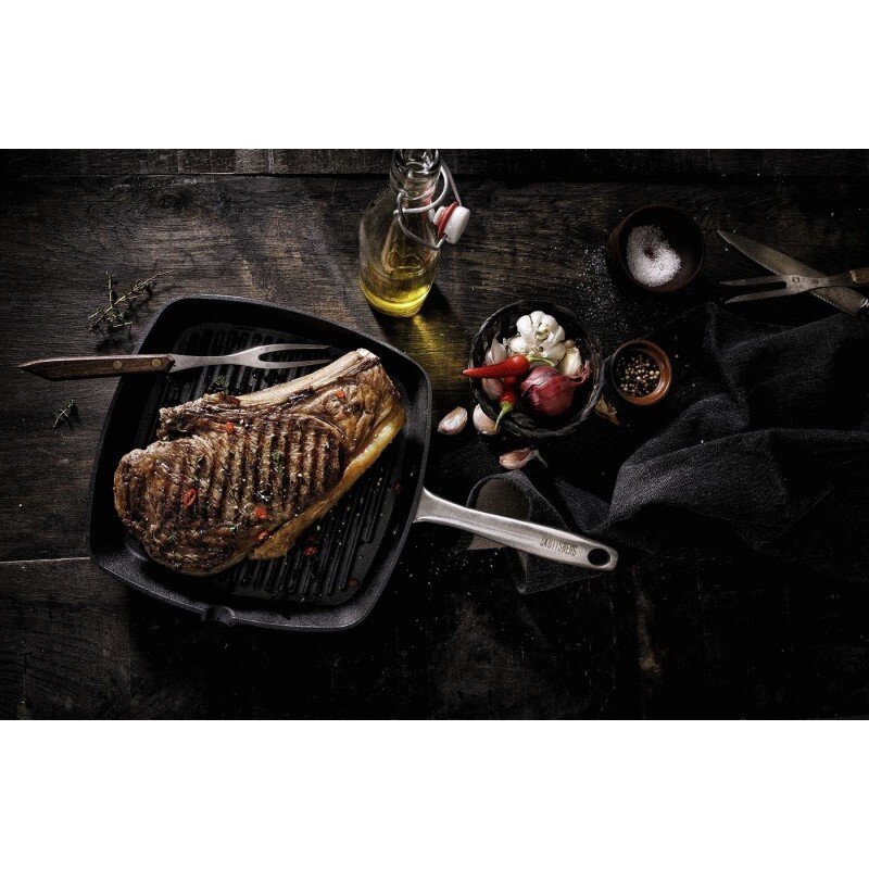 Rifliuota ketaus keptuvė Skottsberg 24x24cm 2 Rifliuota ketaus keptuvė Skottsberg 24x24cm 2