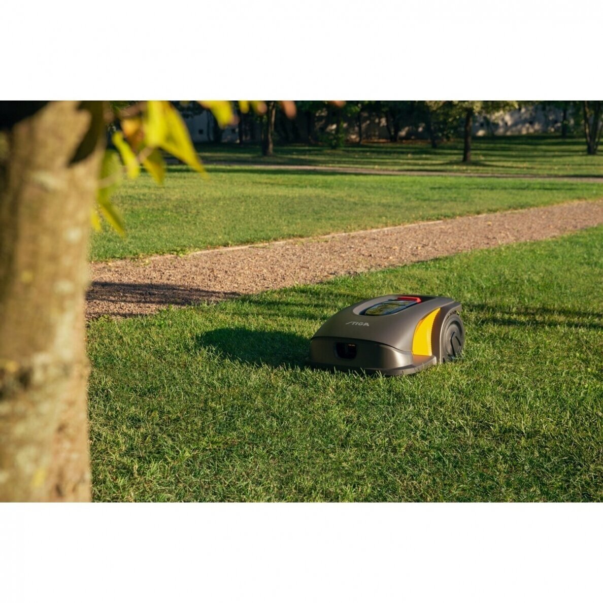 Robotas-vejapjovė Stiga A 7500, 9000 m2 4