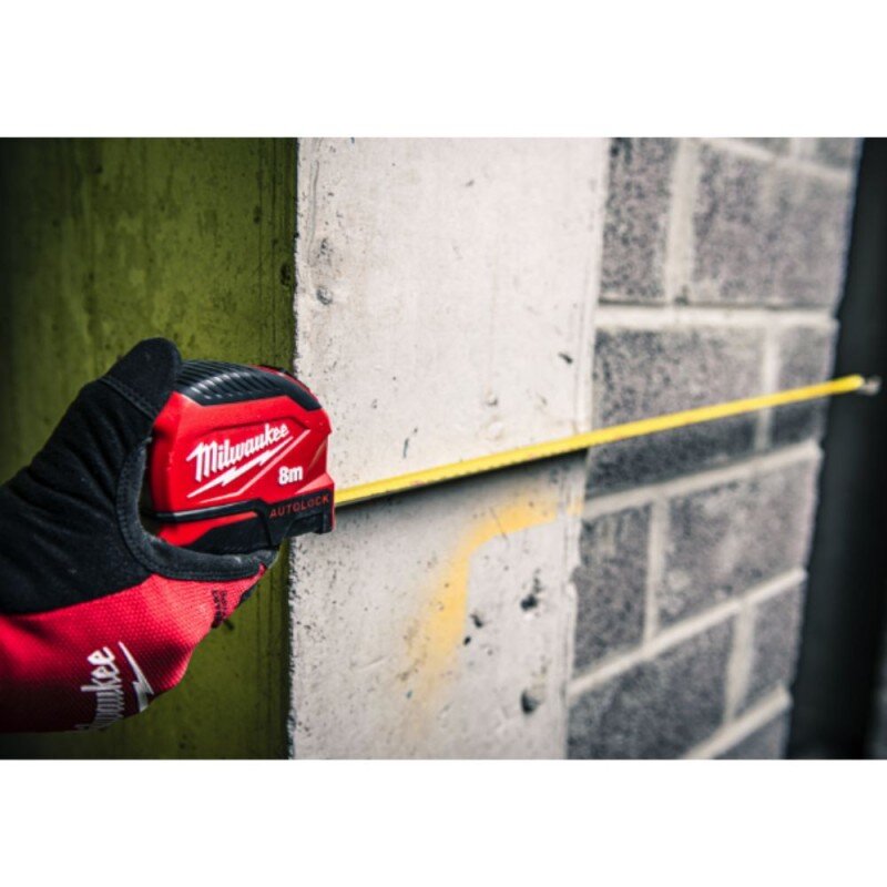 Ruletė MILWAUKEE Autolock 5mx25mm 2 Ruletė MILWAUKEE Autolock 5mx25mm 2