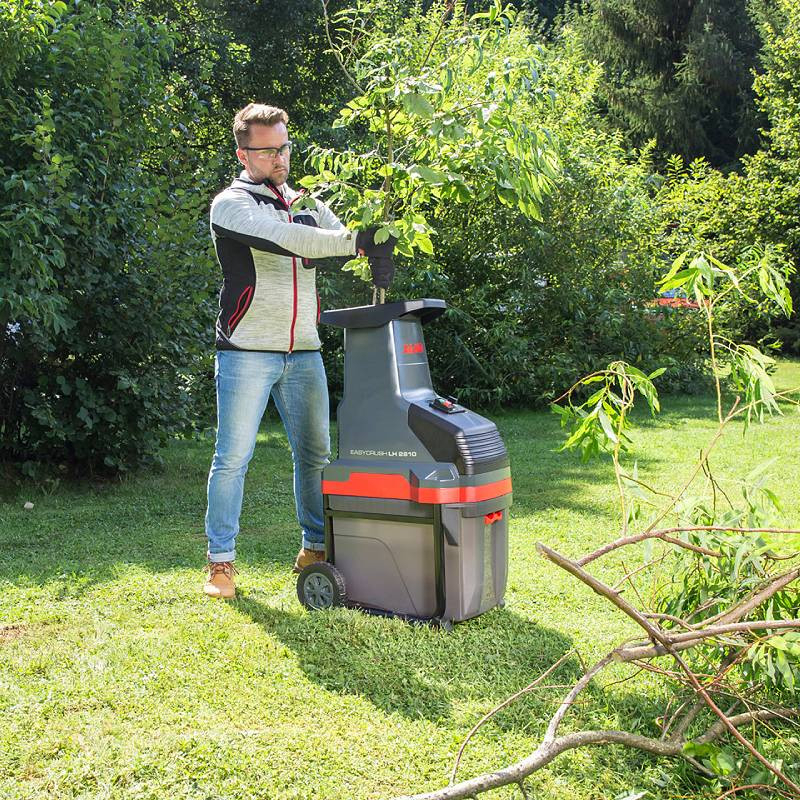 Šakų smulkintuvas AL-KO LH 2810 EASY CRUSH, 2,8 kW, 40 mm 1 Šakų smulkintuvas AL-KO LH 2810 EASY CRUSH, 2,8 kW, 40 mm 1