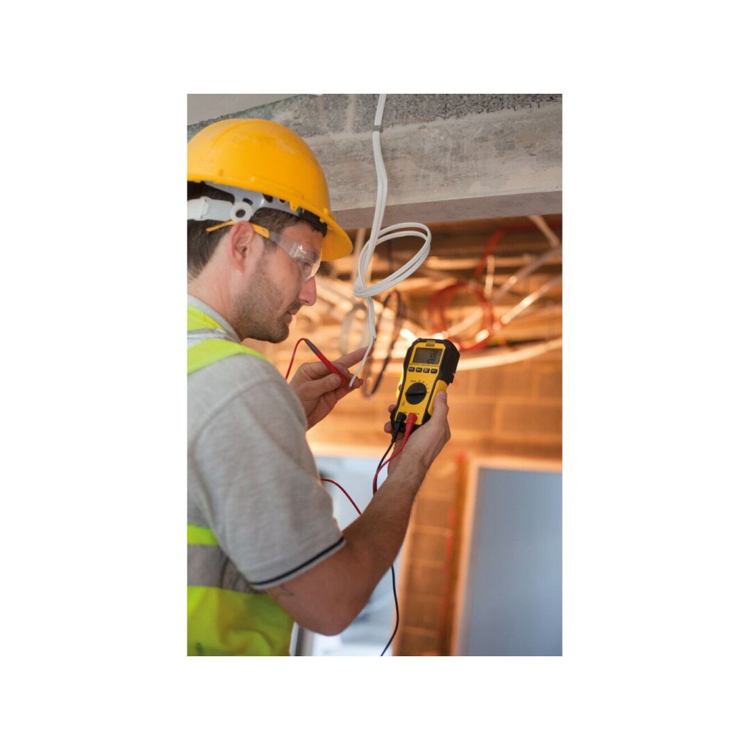 Skaitmeninis Multimetras 1 Skaitmeninis Multimetras 1