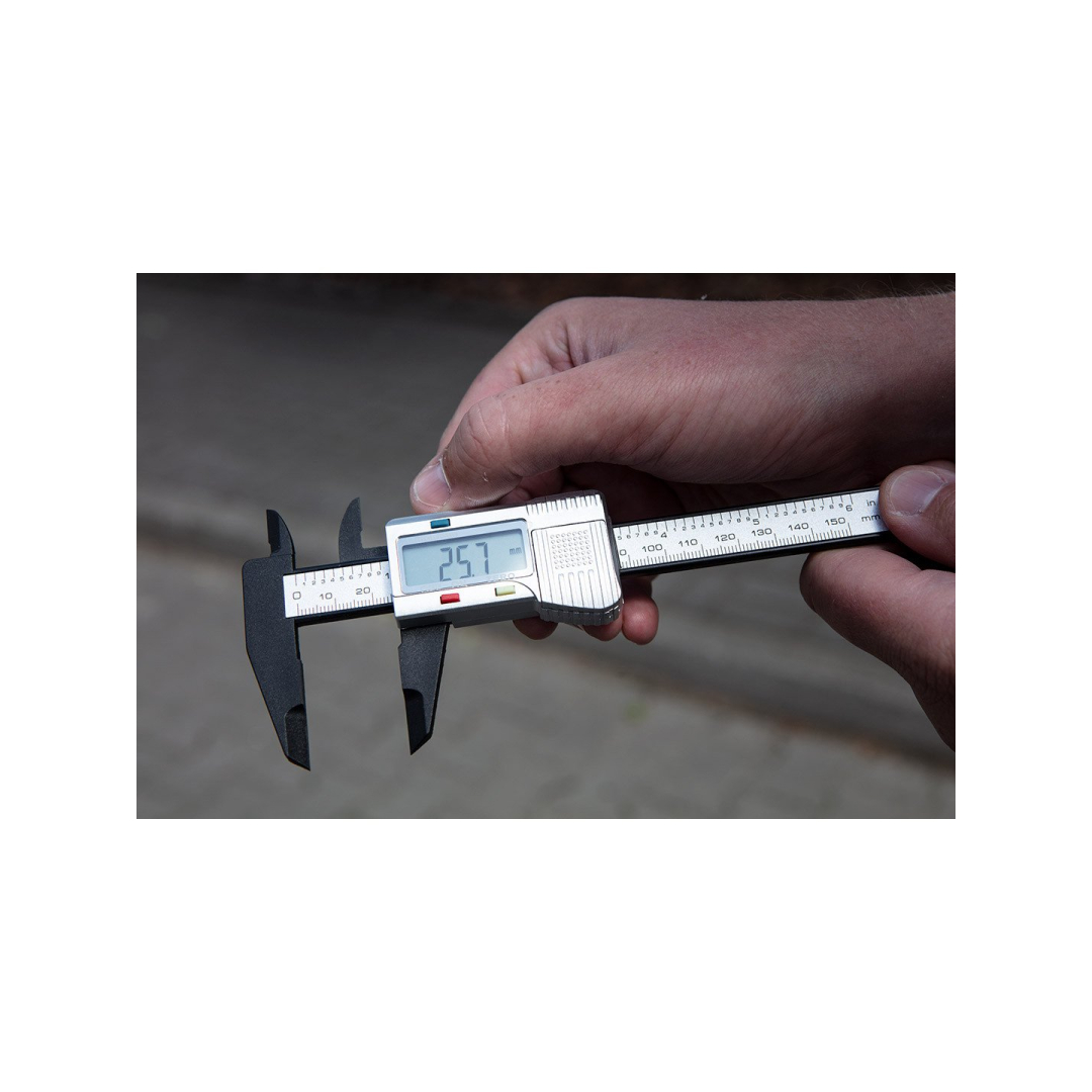 Skaitmeninis suportas 150 mm, anglies pluošto kompozitas 4