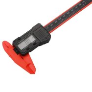 Skaitmeninis plastikinis slankmatis 0-150mm