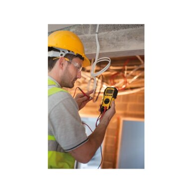 Skaitmeninis Multimetras 1