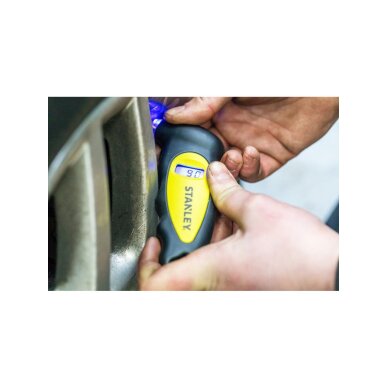 Skaitmeninis padangų slėgio matuoklis 2