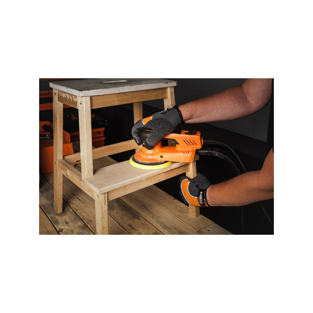 Šlifavimo diskai 150 mm, P240, 5 vnt, su 9 skylėmis 04-721 4 Šlifavimo diskai 150 mm, P240, 5 vnt, su 9 skylėmis 04-721 4