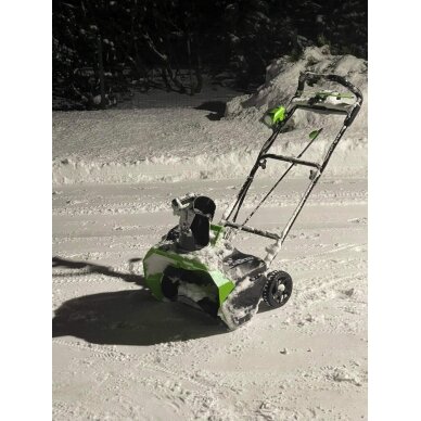 Akumuliatorinis sniego valytuvas Greenworks GD40STK4, 40 V, (1x4.0Ah + krov.) 4 Akumuliatorinis sniego valytuvas Greenworks GD40STK4, 40 V, (1x4.0Ah + krov.) 4