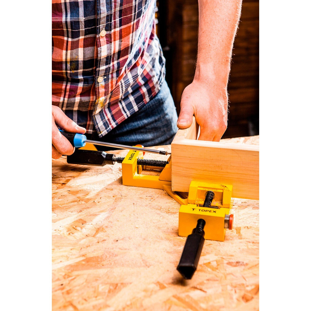 Spaustuvas kampams aliumininis, 65x70mm 2