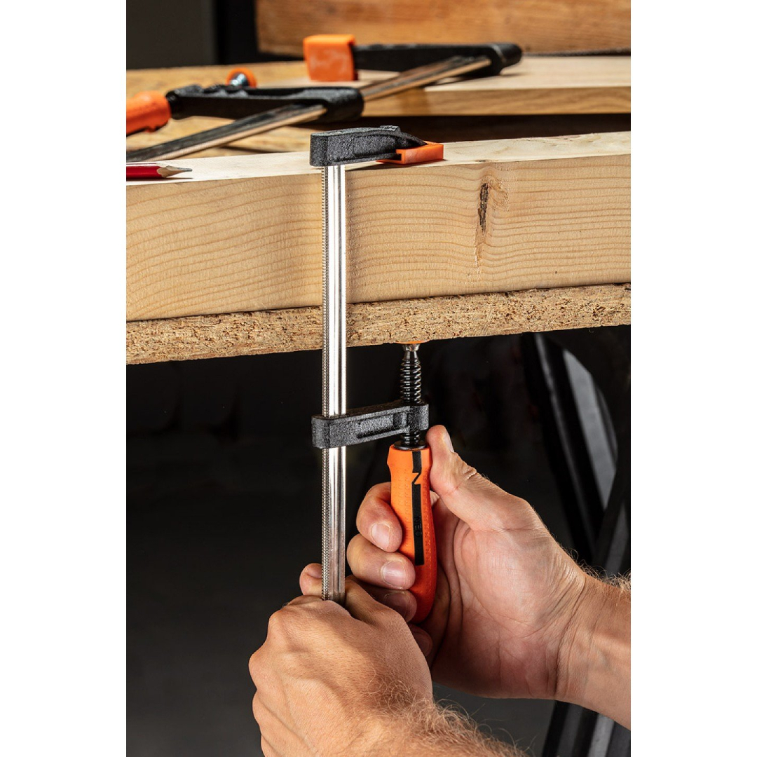 Spaustuvas staliui F tipo 50x250mm 1