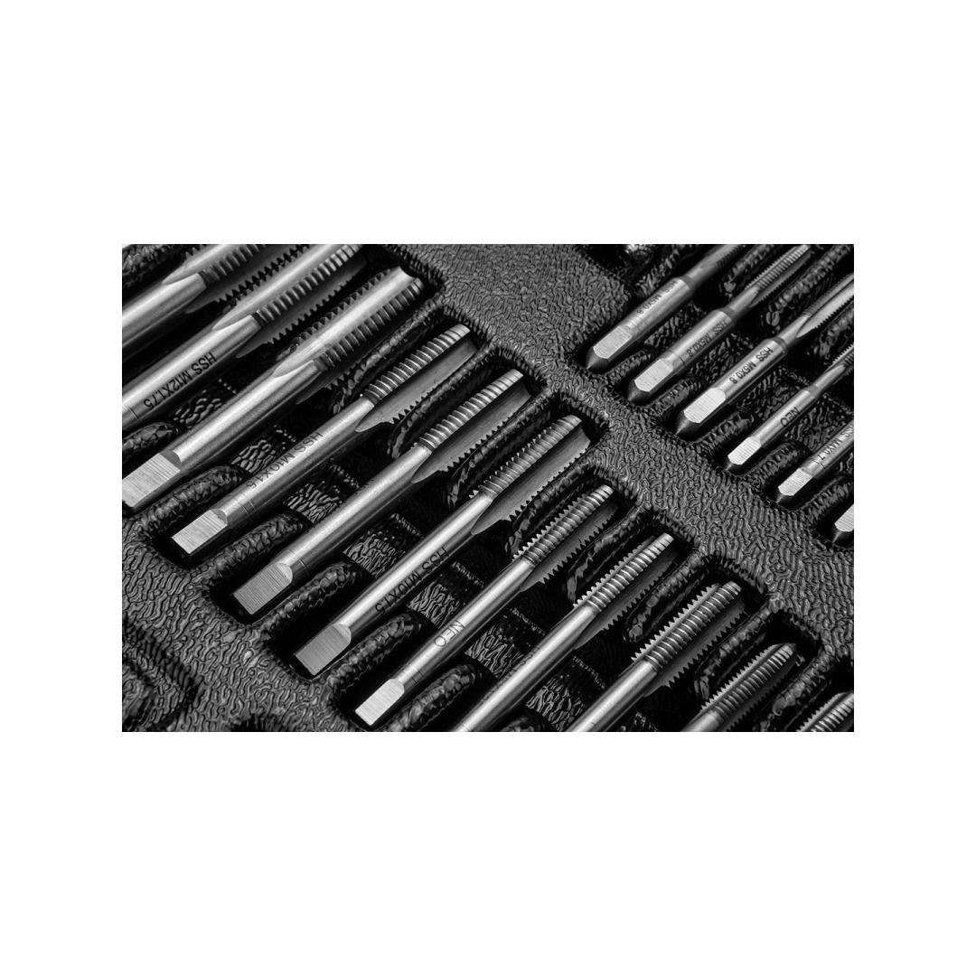 Sriegių ir sriegiklių rinkinys, 31 vnt. 6