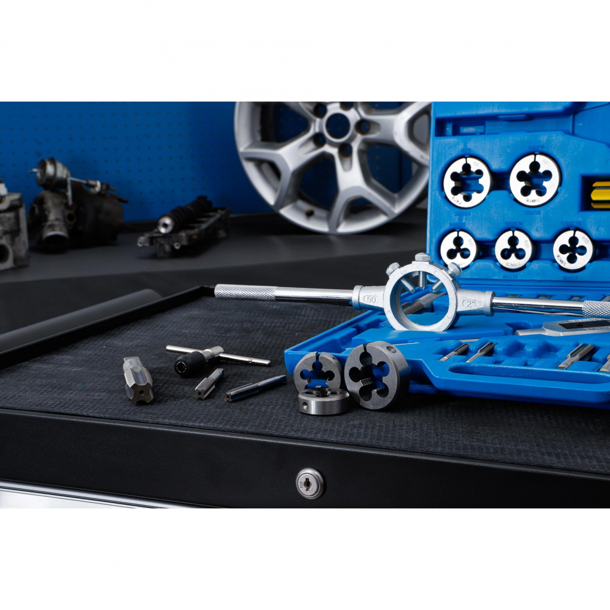 Sriegiklių ir sriegpjovių rinkinys BGS-technic, 45 vnt. 4