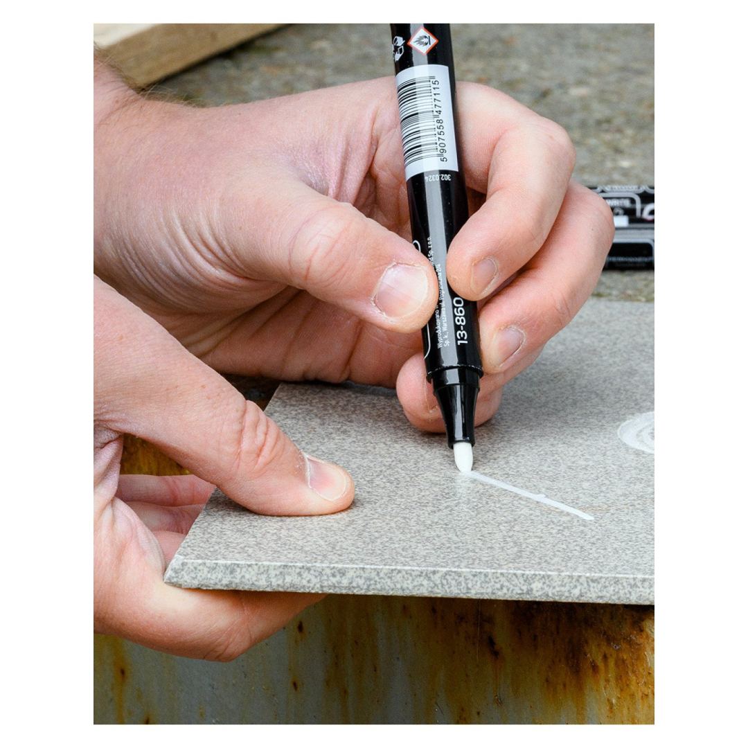 Statybinis žymeklis (markeris), baltas, nuolatinis, atsparus vandeniui, aliejaus pagrindu, kartotiniai iš 12. 4 Statybinis žymeklis (markeris), baltas, nuolatinis, atsparus vandeniui, aliejaus pagrindu, kartotiniai iš 12. 4