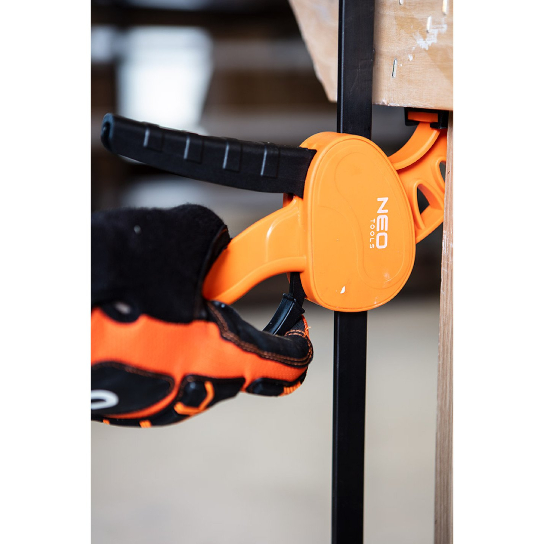 Stiprus automatinis spaustuvas 18"/450 2