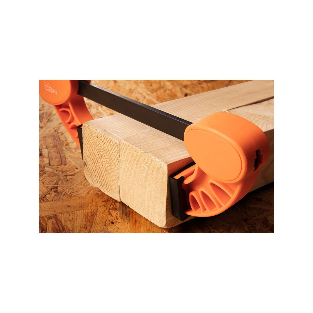 Stiprus automatinis spaustuvas 30"/750 1 Stiprus automatinis spaustuvas 30"/750 1