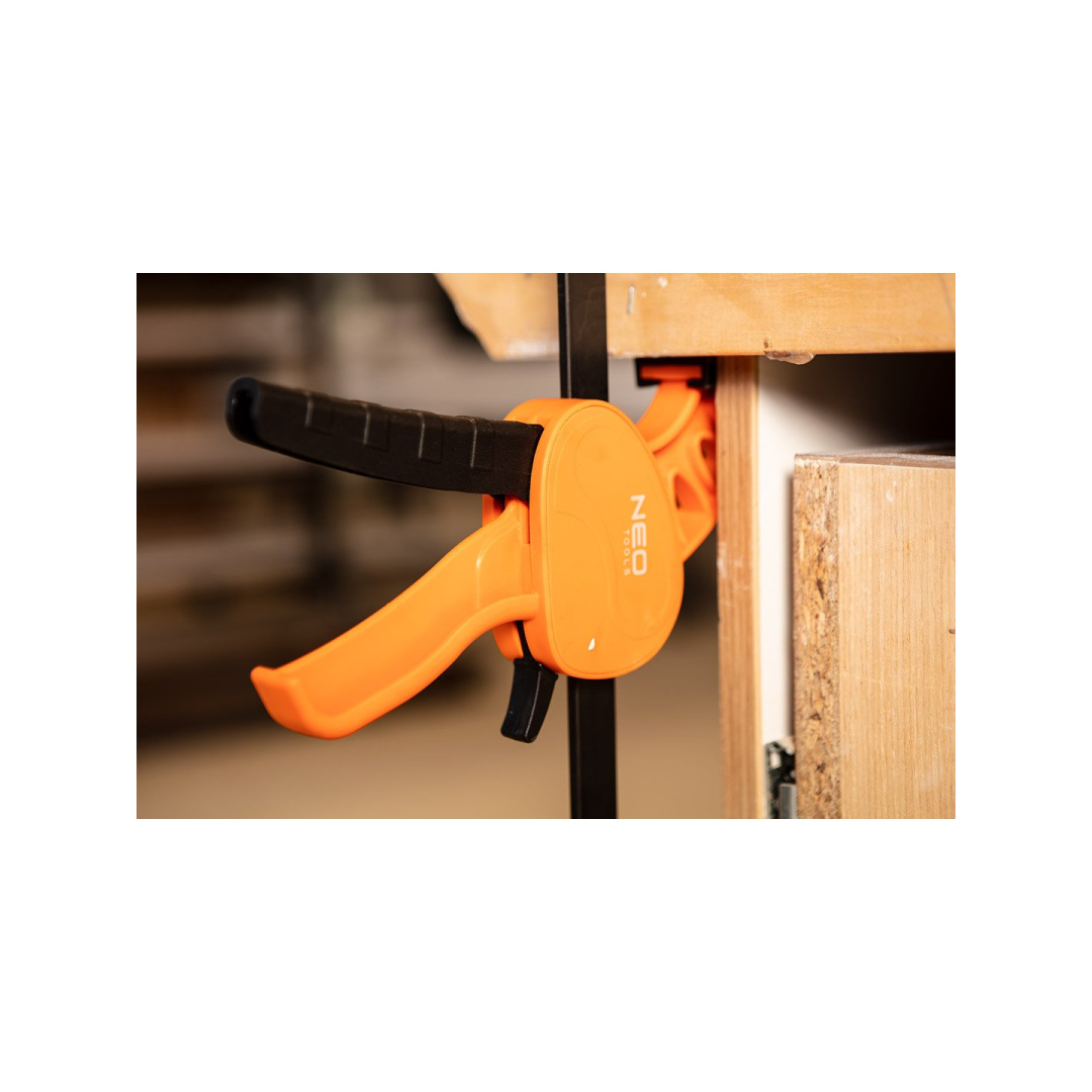 Stiprus automatinis spaustuvas 6"/150 6