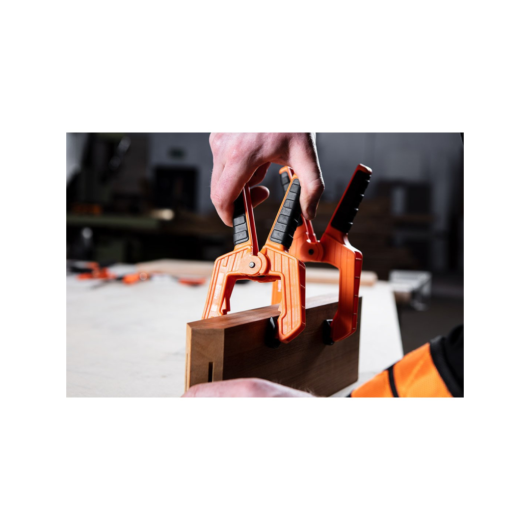 Stiprus spyruoklinis spaustuvas 2"/50 4