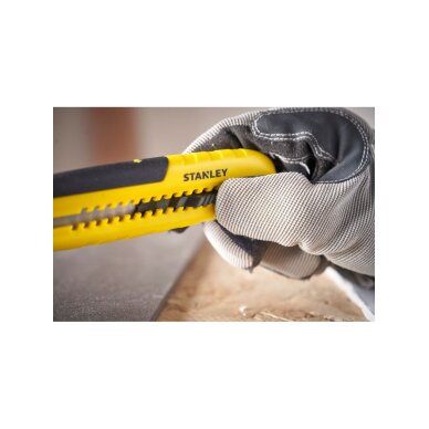 Stanley integruotas „Snap Slide Lock“ peilis Stanley integruotas „Snap Slide Lock“ peilis