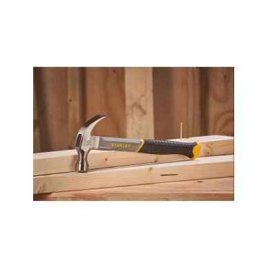 Stanley stiklo pluošto staliaus plaktukas 450G Stanley stiklo pluošto staliaus plaktukas 450G