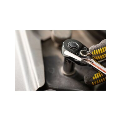 STANLEY Tekšlės  ir galvučiu kpl. 1/4,  72 dant 4 STANLEY Tekšlės  ir galvučiu kpl. 1/4,  72 dant 4