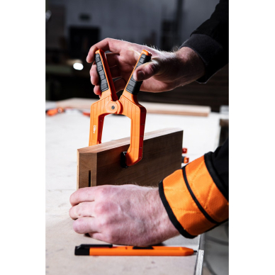 Stiprus spyruoklinis spaustukas 3"/75 3